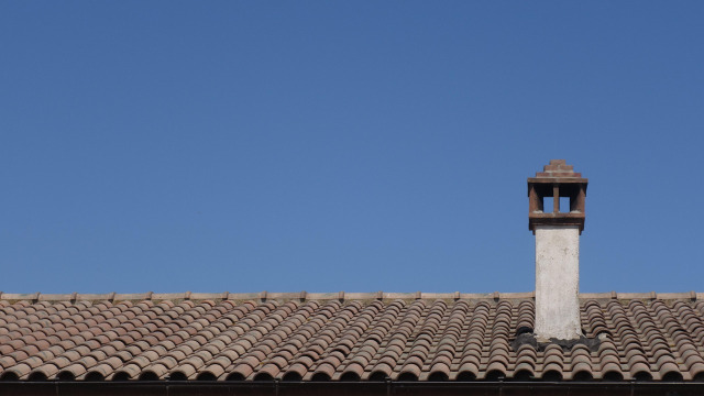 chimney sweep roof